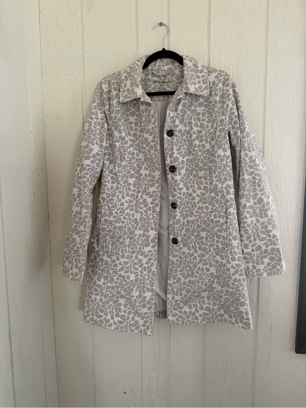 Eddie Bauer Women's Floral Print Trench Coat - Gray & White